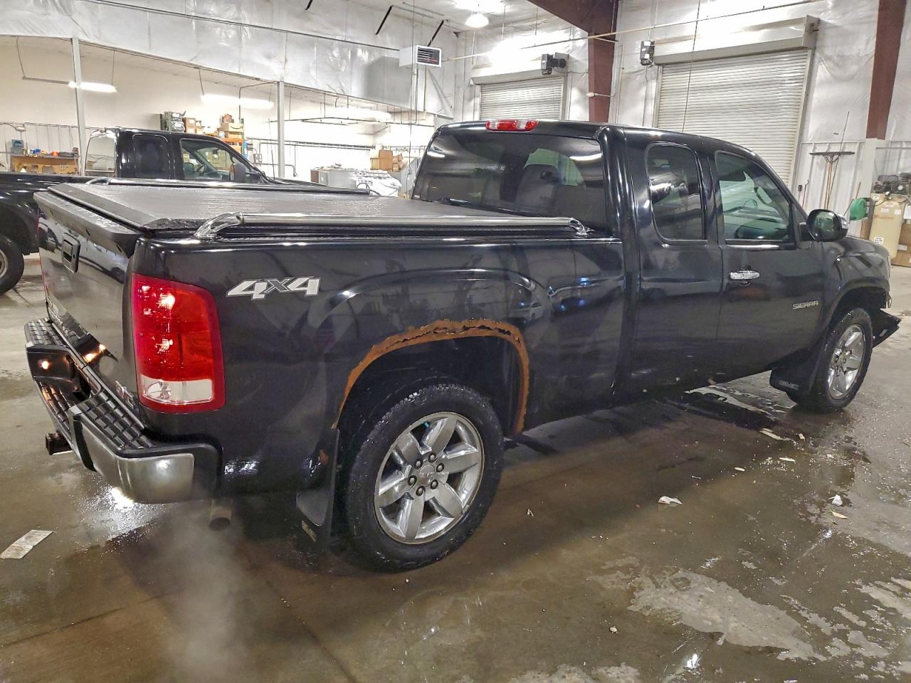 GMC Sierra K1500 Sle Image 3