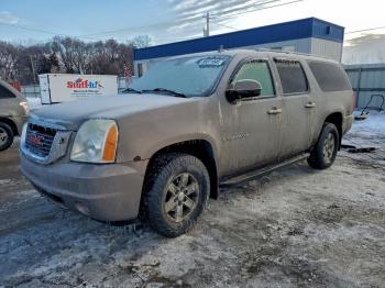  Salvage GMC Yukon