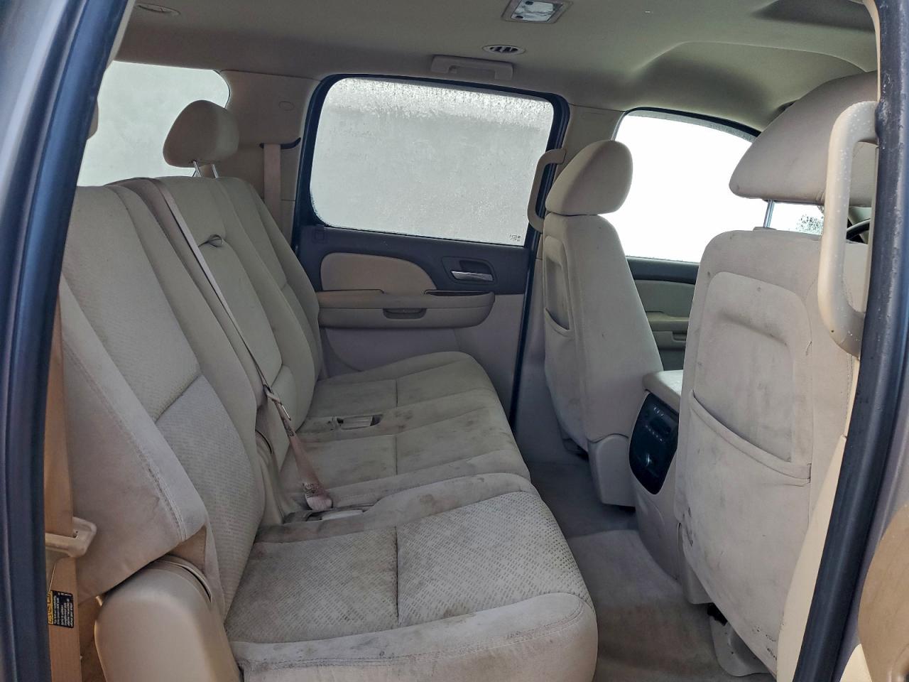 GMC Yukon K1500 Image 9