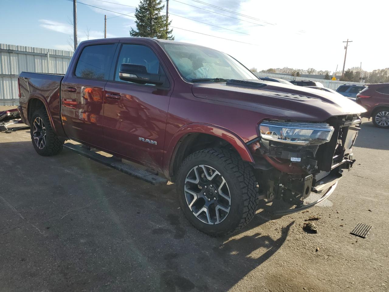 Ram 1500 Laramie Image 4