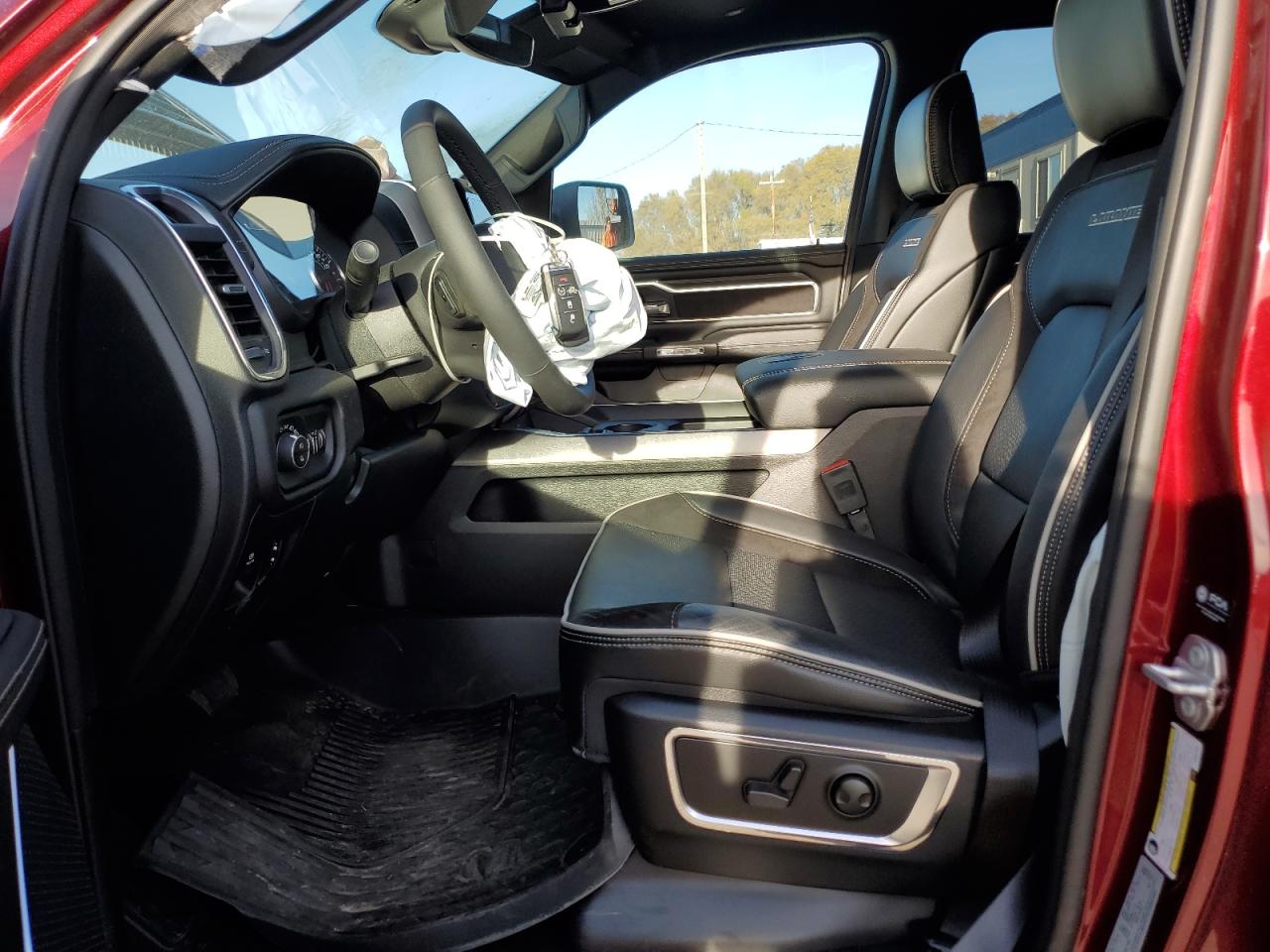 Ram 1500 Laramie Image 3