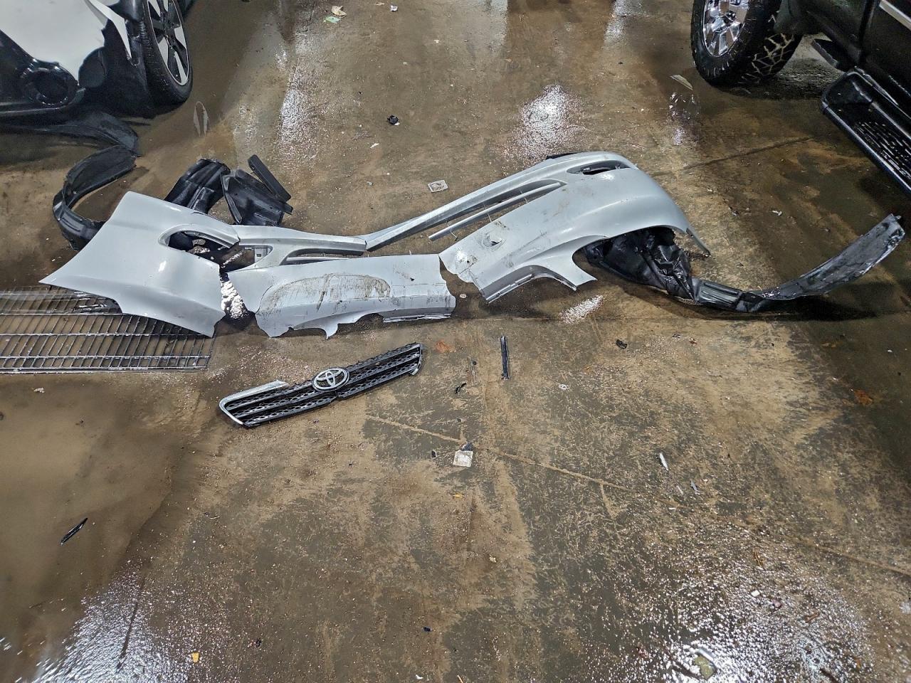 Toyota Corolla Ce Image 10