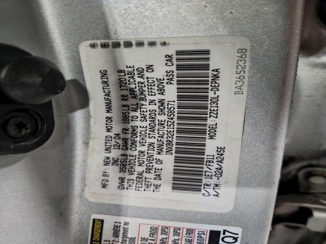 Toyota Corolla Ce Image 12