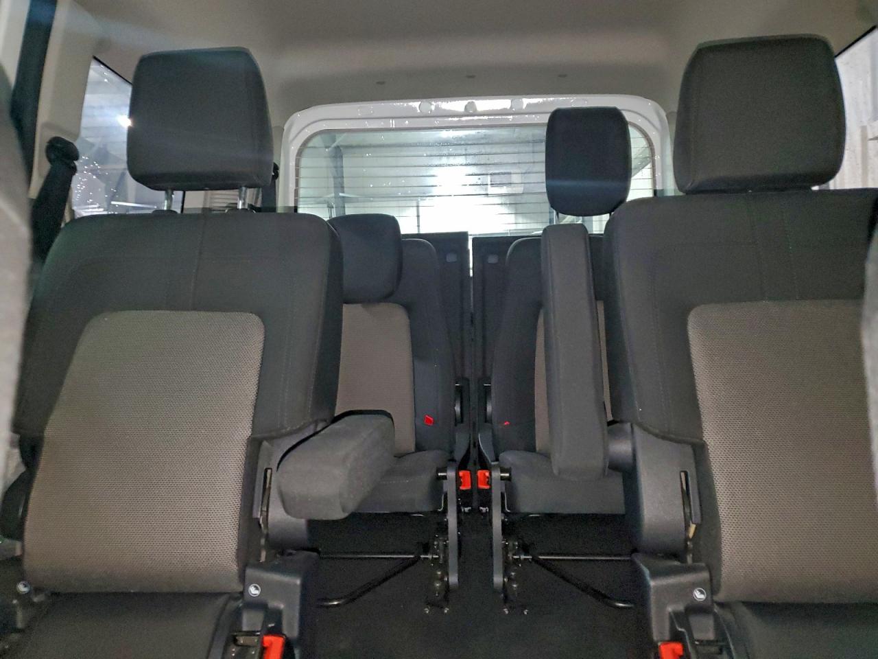 Ford Transit Xl Image 7