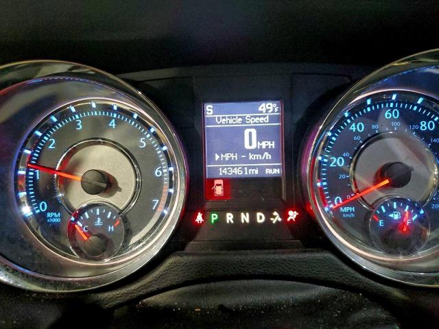 Chrysler Minivan Touring L Image 9