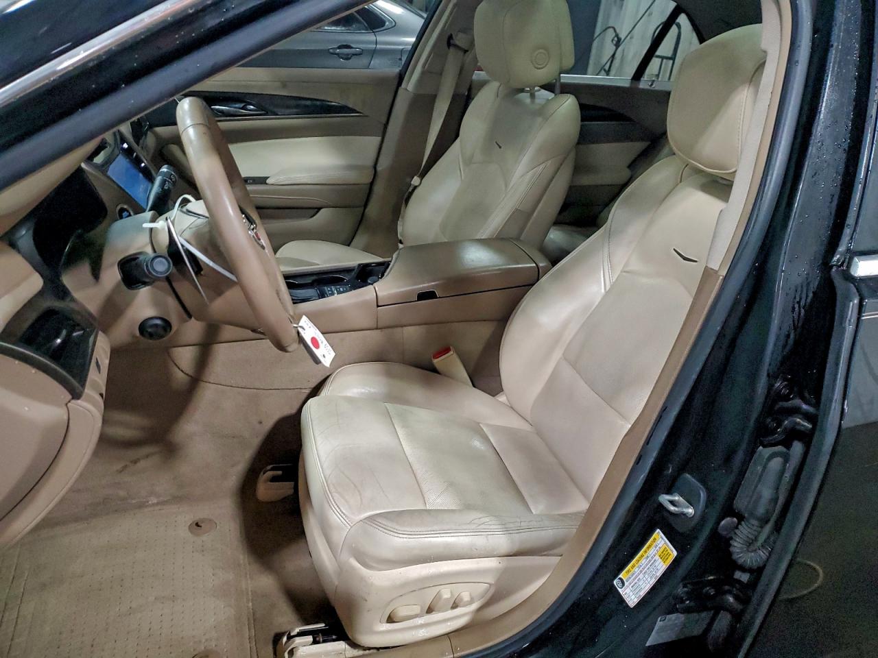 Cadillac CTS Luxury Collection Image 3