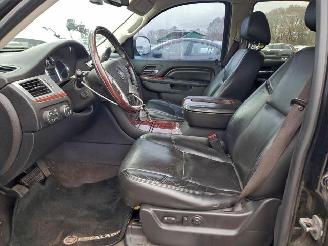 Cadillac Escalade Hybrid Image 9