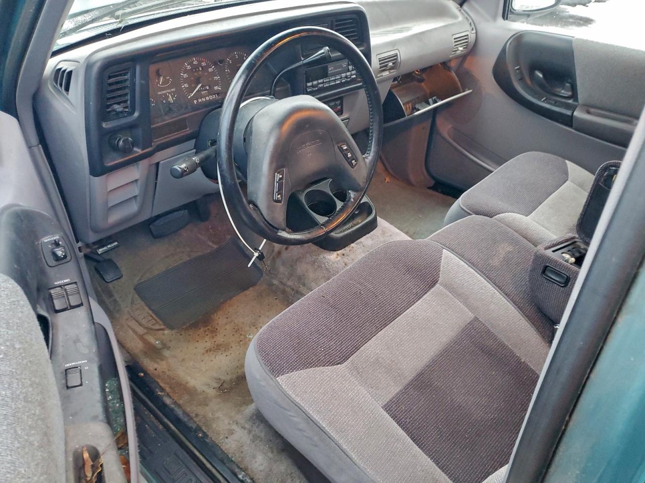 Mazda B Series Cab Plus Image 12