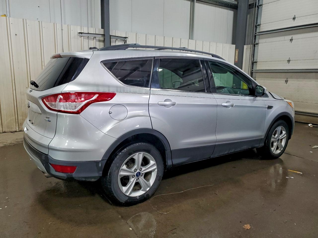 Ford Escape Se Image 3