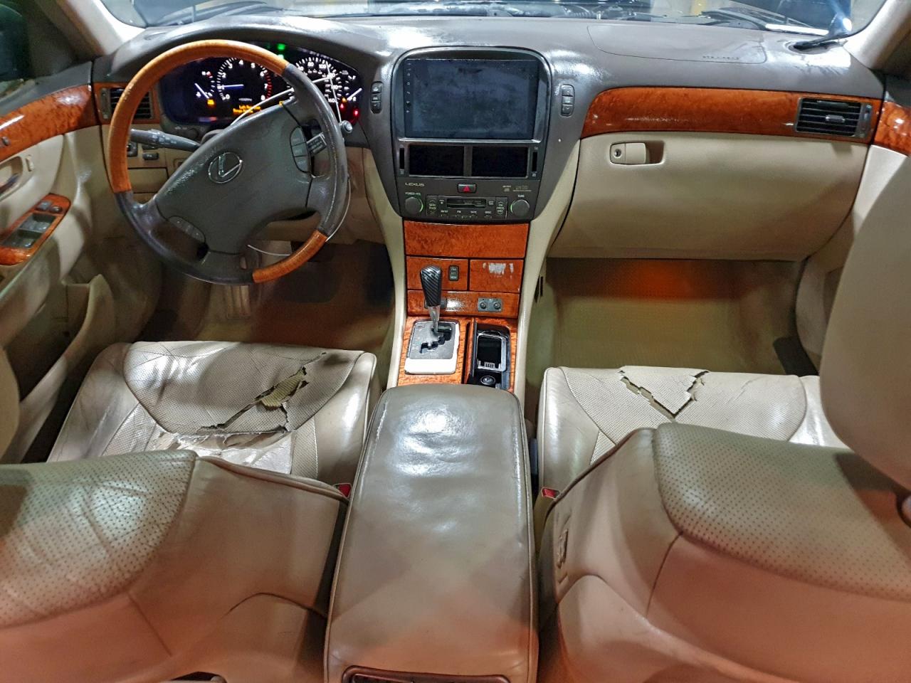 Lexus LS 430 Image 6