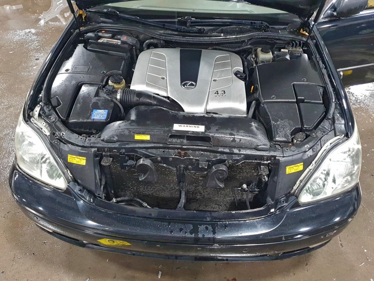 Lexus LS 430 Image 11