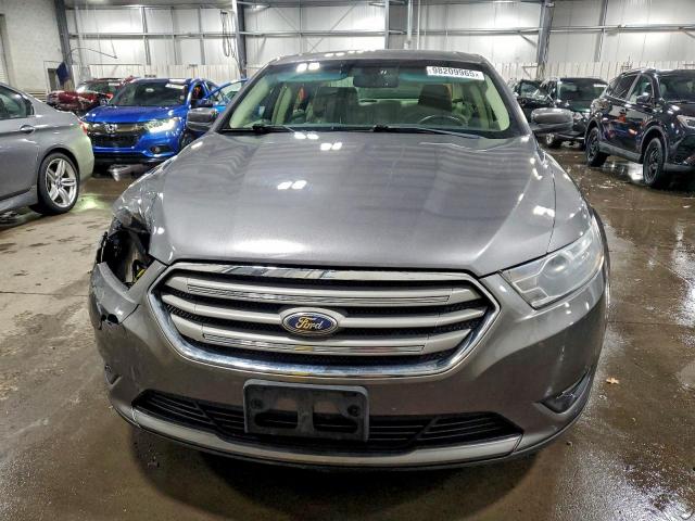 Ford Taurus Sel Image 11