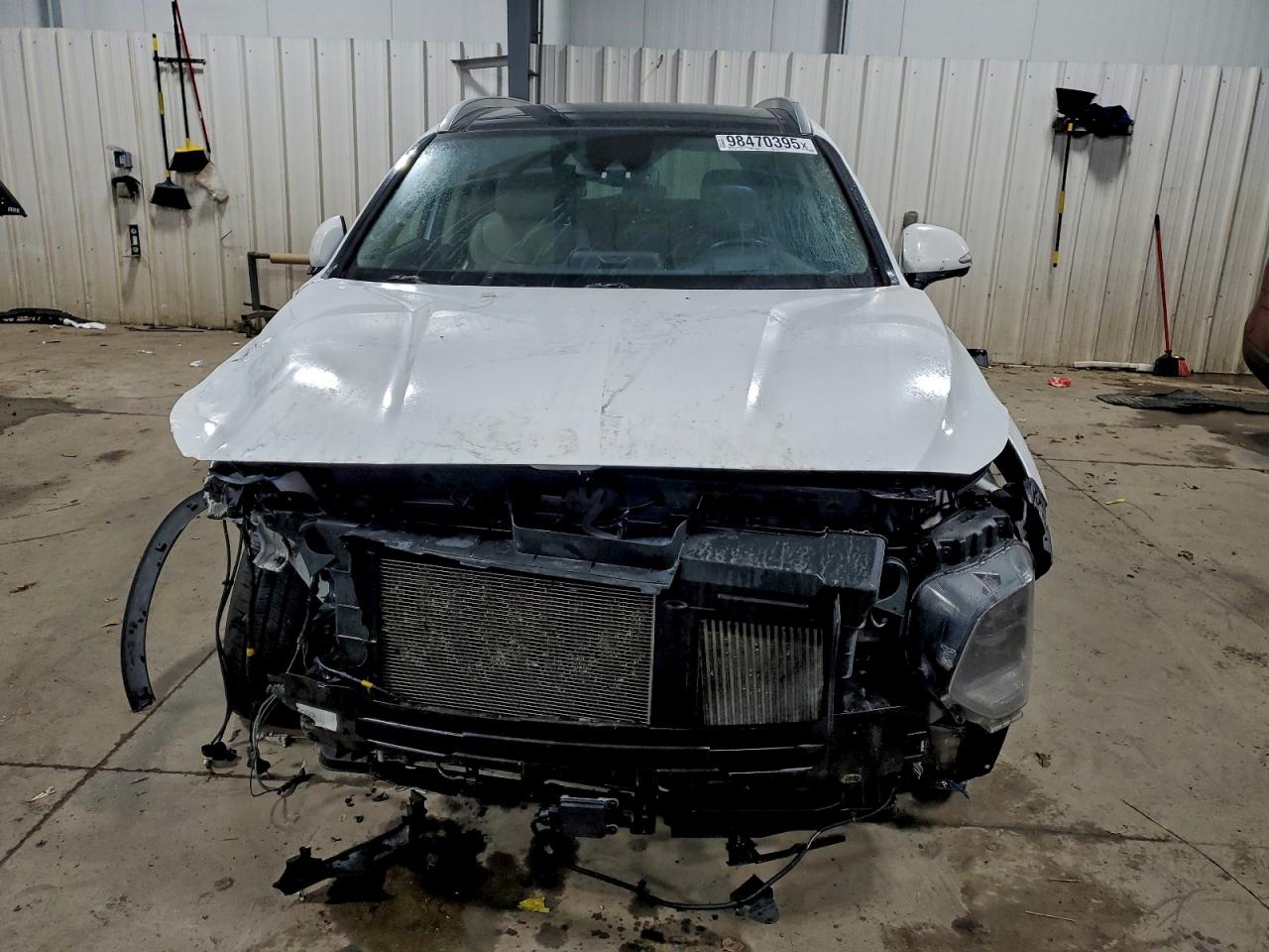 Hyundai SANTA FE Limited Image 11