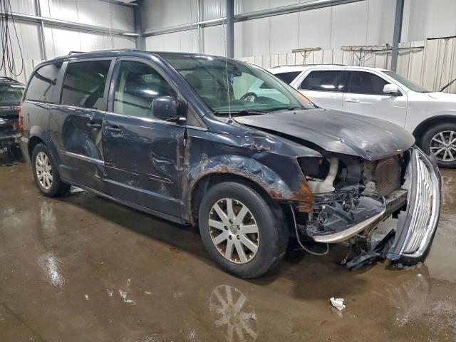 Chrysler Minivan Touring Image 7