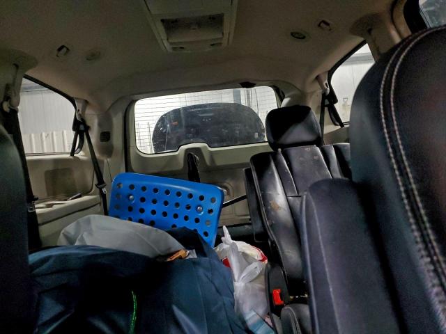 Chrysler Minivan Touring Image 12