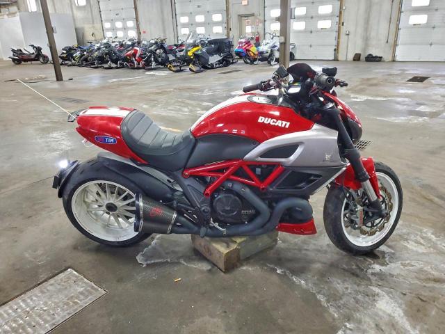  Salvage Ducati Diavel