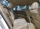 Acura RL Image 6