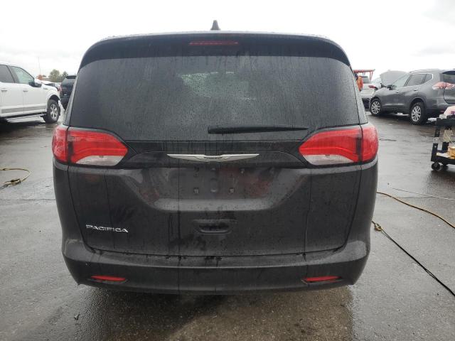 Chrysler Pacifica Touring Image 10