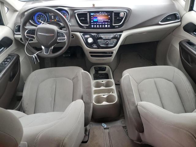 Chrysler Pacifica Touring Image 7