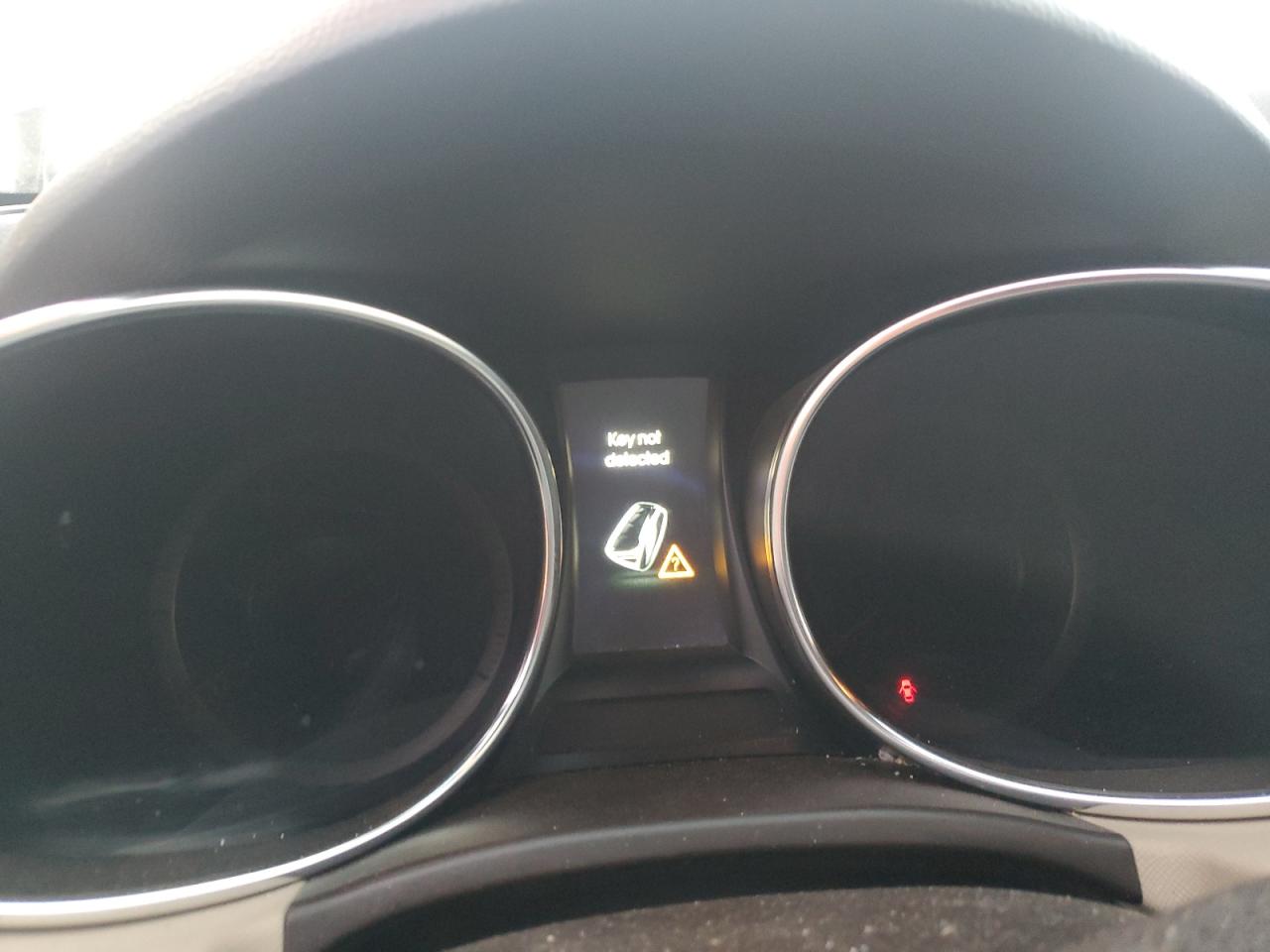 Hyundai SANTA FE Image 5