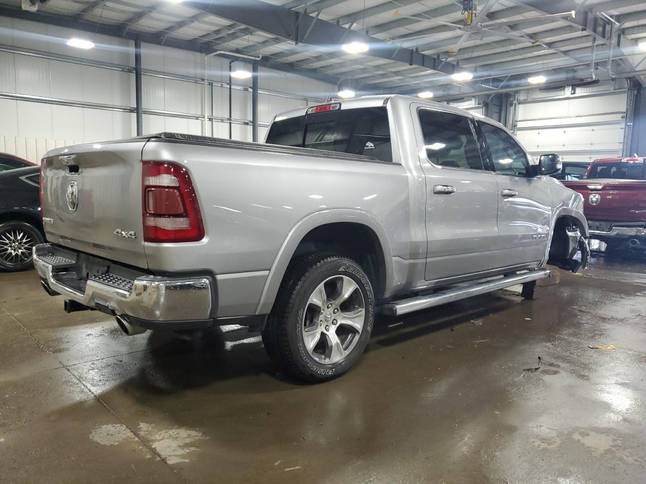 Ram 1500 Laramie Image 11