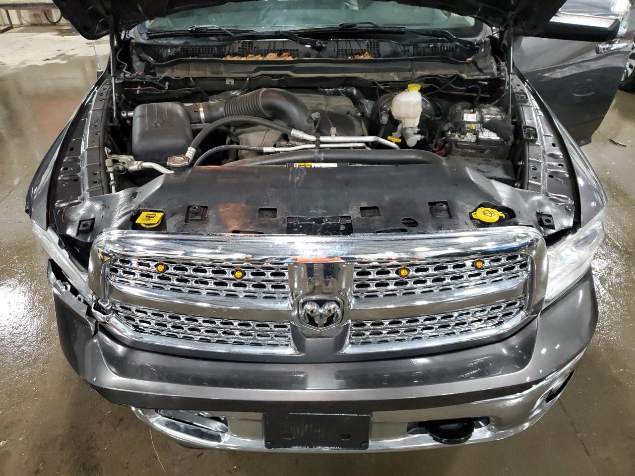 Ram 1500 Laramie Image 12