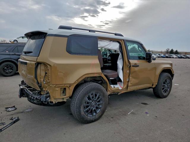 Toyota Land Cruis Base Image 5