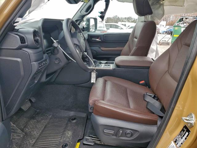 Toyota Land Cruis Base Image 9