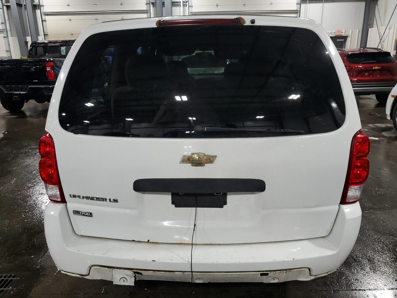 Chevrolet Uplander Ls Image 8