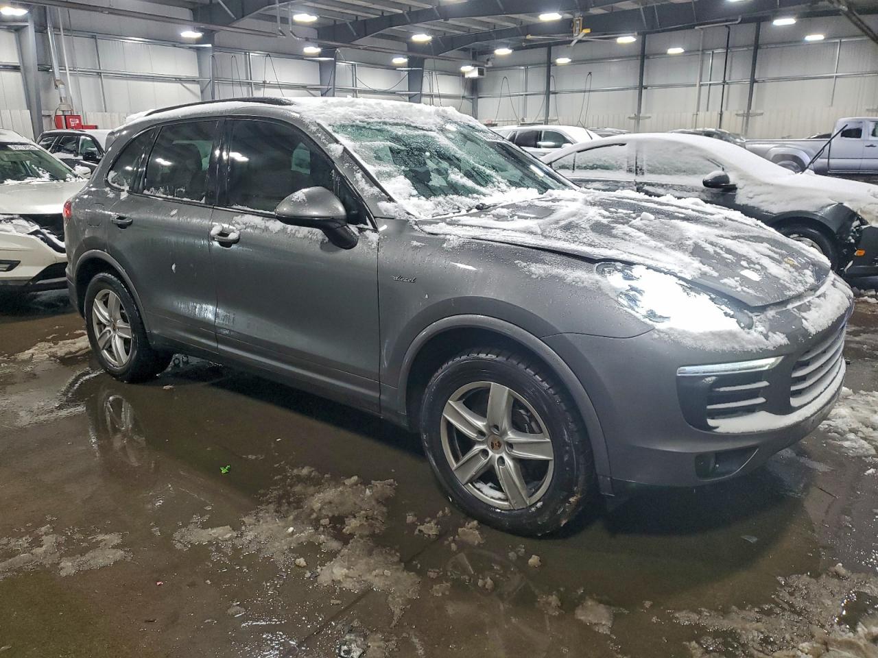 Porsche Cayenne Image 13