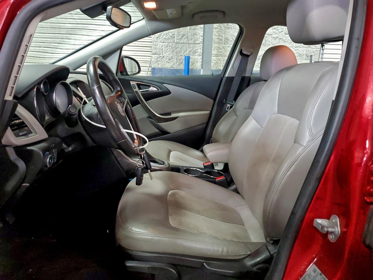 Buick Verano Image 8