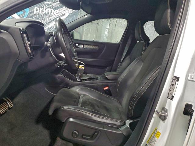 Volvo XC40 T5 Momentum Image 13