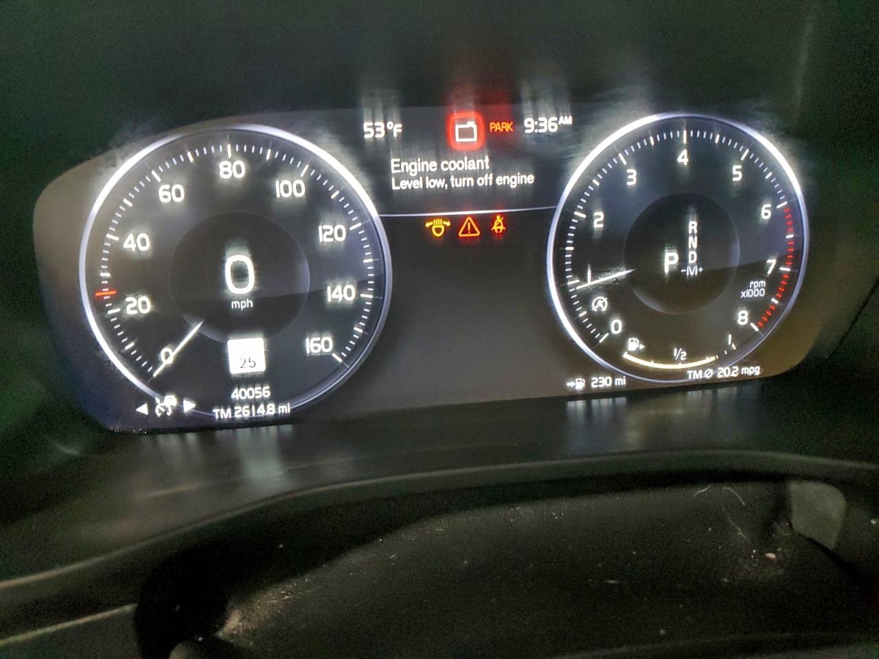 Volvo XC40 T5 Momentum Image 2