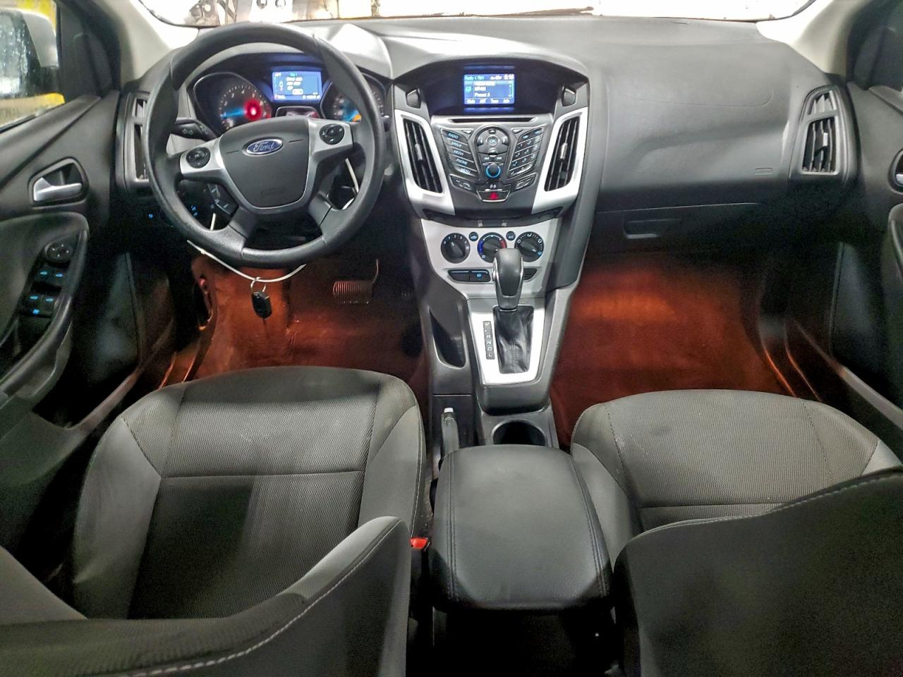 Ford Focus Se Image 9